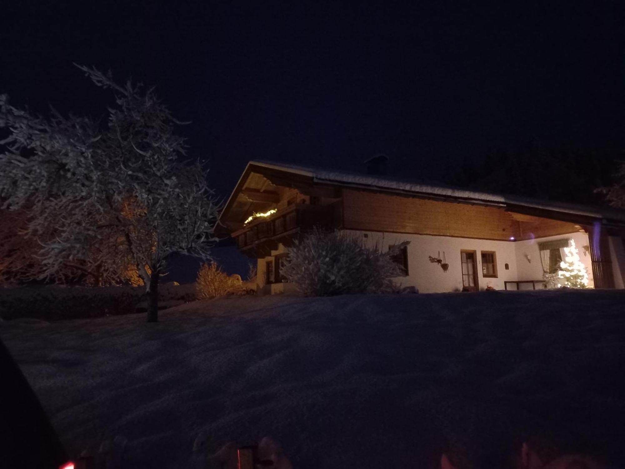 Chalet Gluecklich Sein... Ellmau Exterior photo